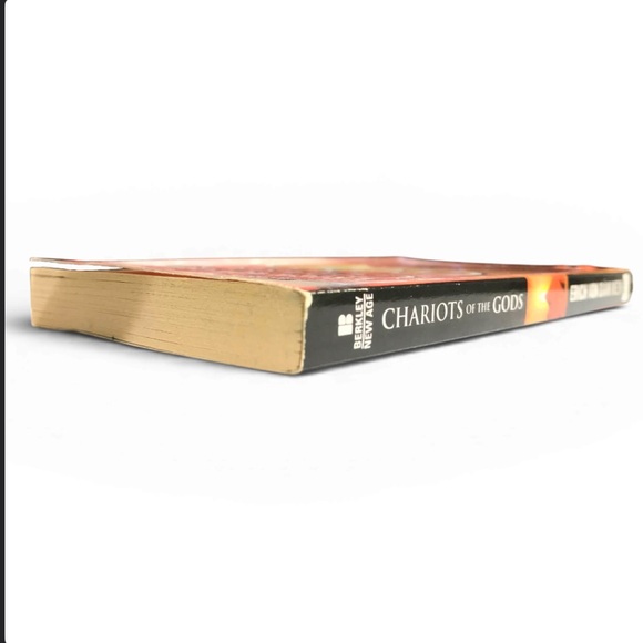 Chariots of the Gods — Erich von Däniken — Berkley Mass‑Market 1977 — Excellent - Picture 5 of 10